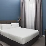 Hotell Boutique Metro 900 4*