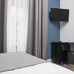 Boutique Metro 900