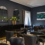 Boutique Metro 900 Neapel