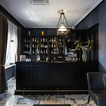 Boutique Metro 900 Hotel 4*