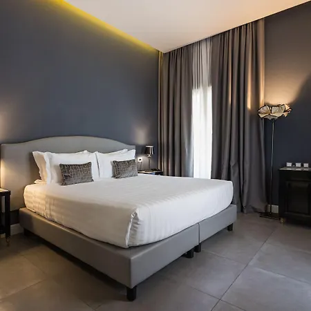 Hotel Boutique Metro 900 4*