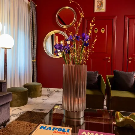 Boutique Metro 900 4* Naples