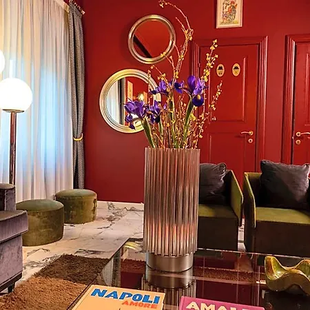 Boutique Metro 900 נאפולי