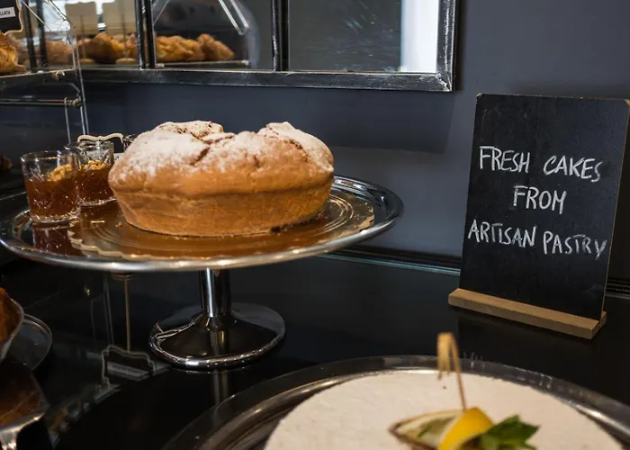 Boutique Metro 900 4* Napoli