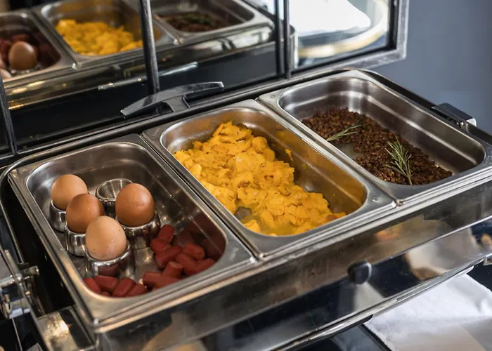 Boutique Metro 900 Hotel 4*