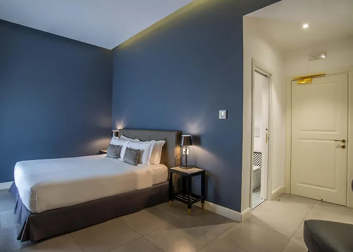 Boutique Metro 900 4* Napoli