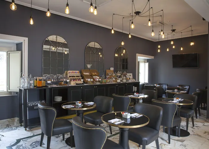 Boutique Metro 900 Hotel