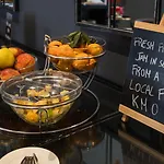 Boutique Metro 900 Hotel