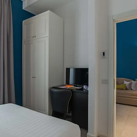 Hotel Boutique Metro 900 4*